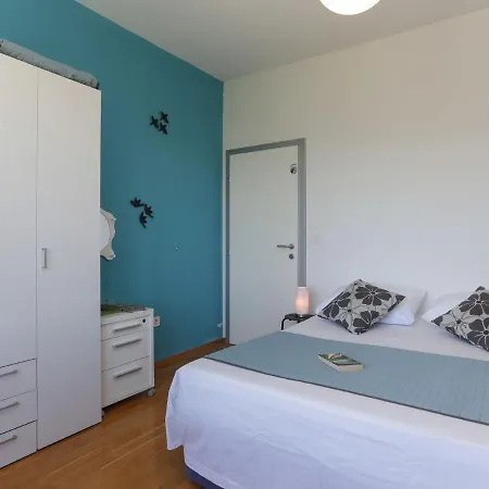 Spacious In Kastel Stafilic With Pool *