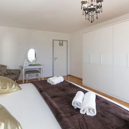 Spacious In Kastel Stafilic With Pool